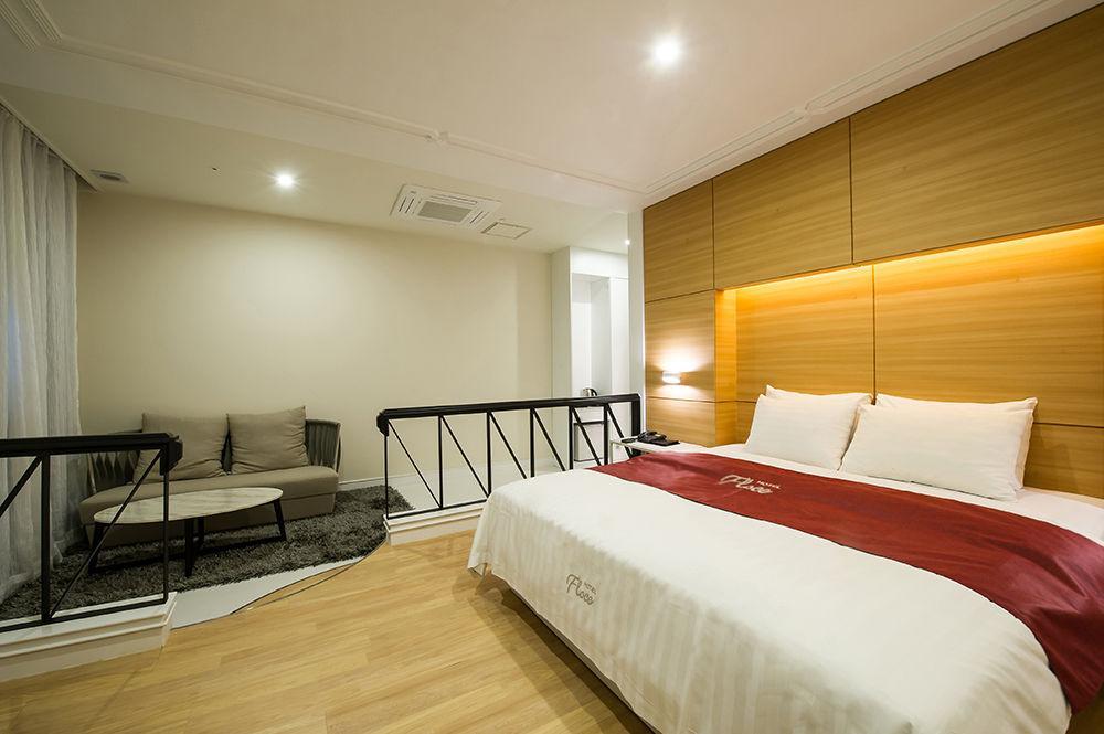 Hotel Floce Пучхон Экстерьер фото