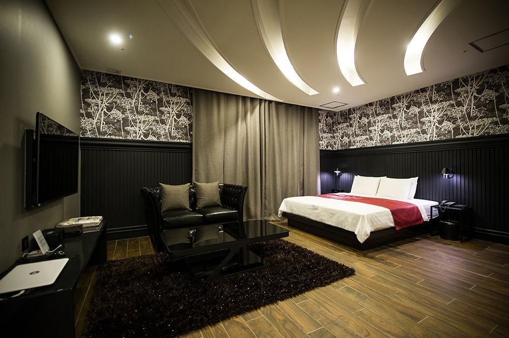 Hotel Floce Пучхон Экстерьер фото