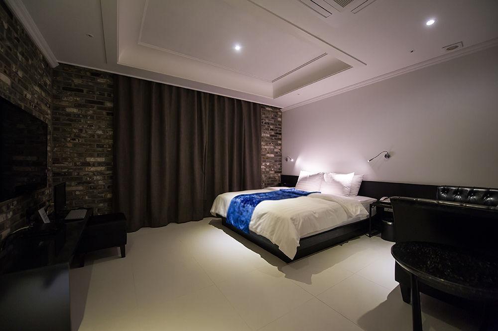 Hotel Floce Пучхон Экстерьер фото